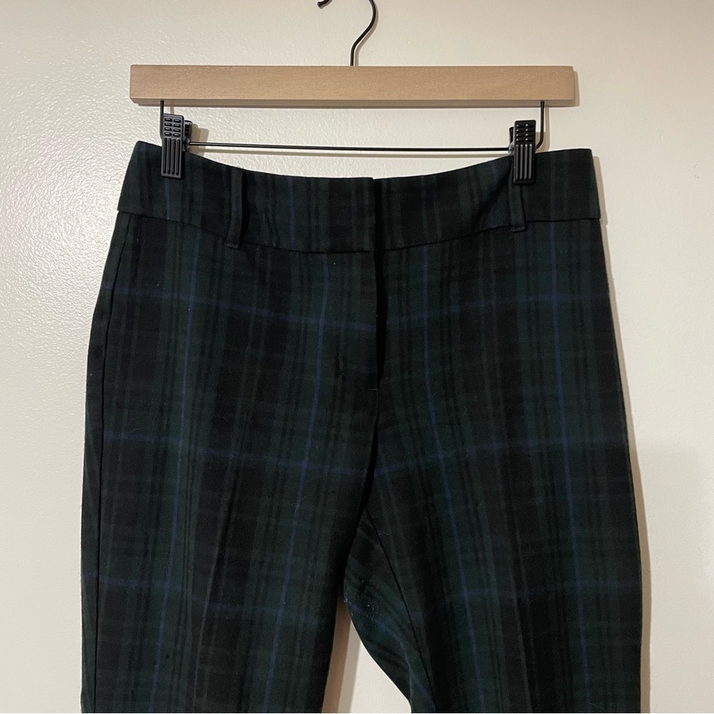 Ann Taylor Factory Black and Green Plaid Cropped Pants, Great for Fall or Winter - Picture 14 of 14